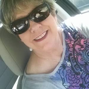 Meet your Posher, Elaine